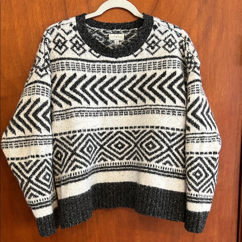 Lucky brand geometric pattern sweater size L